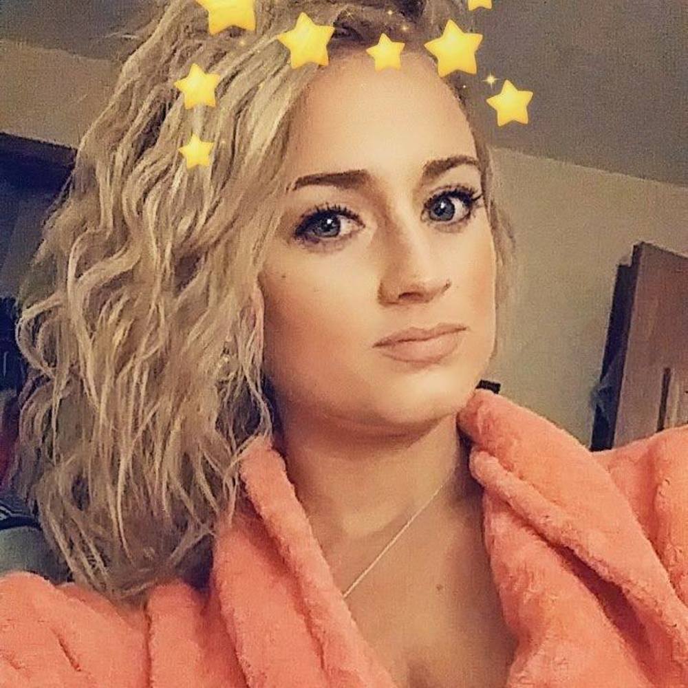 Meet your Posher, Kayla